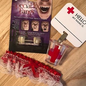 Special FX Halloween vampire fangs